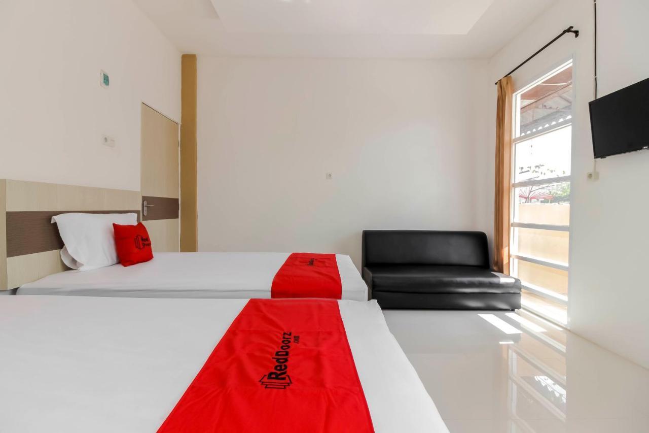Reddoorz At Tara Homestay Παλεμπάνγκ Εξωτερικό φωτογραφία