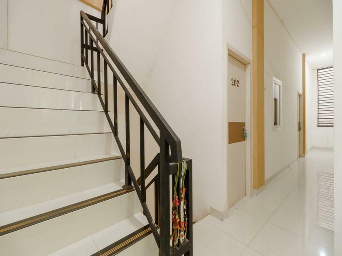 Reddoorz At Tara Homestay Παλεμπάνγκ Εξωτερικό φωτογραφία