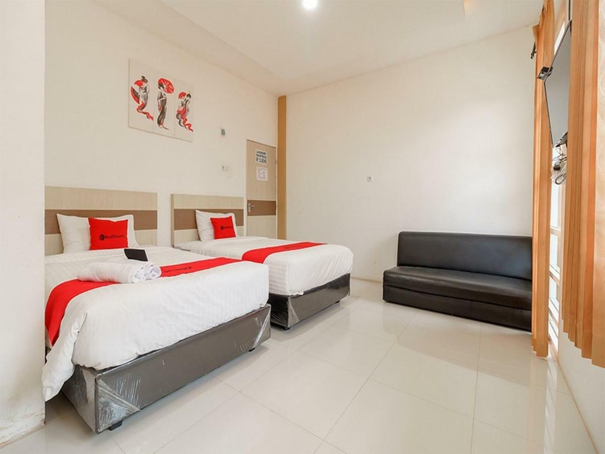 Reddoorz At Tara Homestay Παλεμπάνγκ Εξωτερικό φωτογραφία